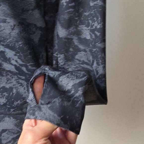 Lolë Black Patterned Zip Jacket – Women’s Small (S) – Ski & Snow / Active Jacket - Picture 6 of 14